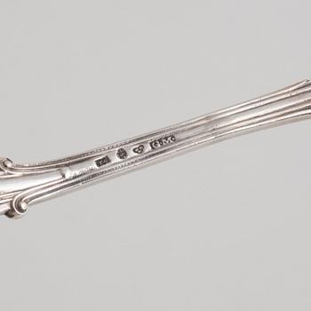 Sockerskål med lock, silver, Gustaf Möllenborg, Stockholm 1862.