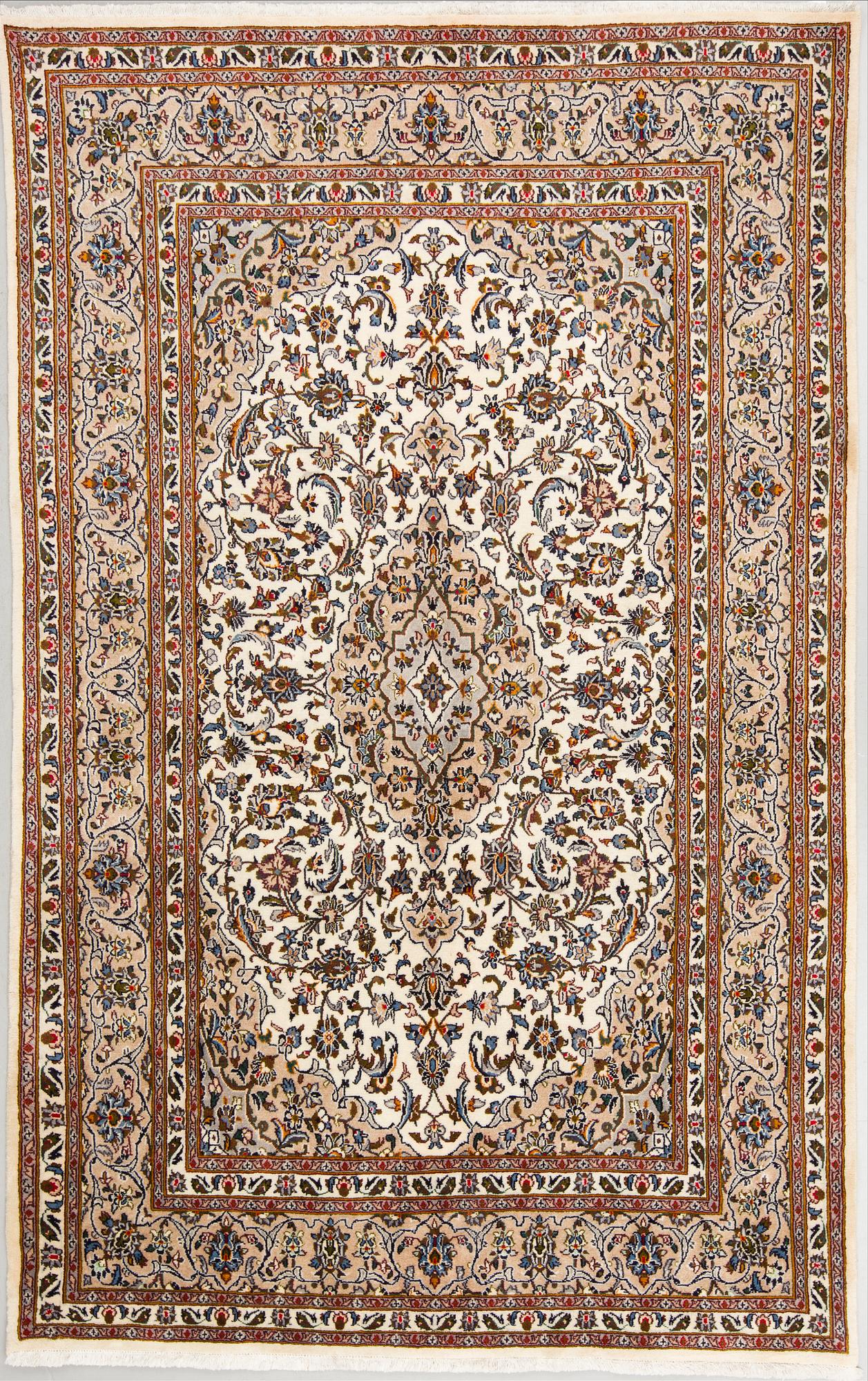 MATTA, Keshan. 295x195 cm.