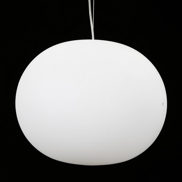 TAKLAMPA, "Glo-Ball", design Jasper Morrison 1999 för Flos, Italien. H 33.