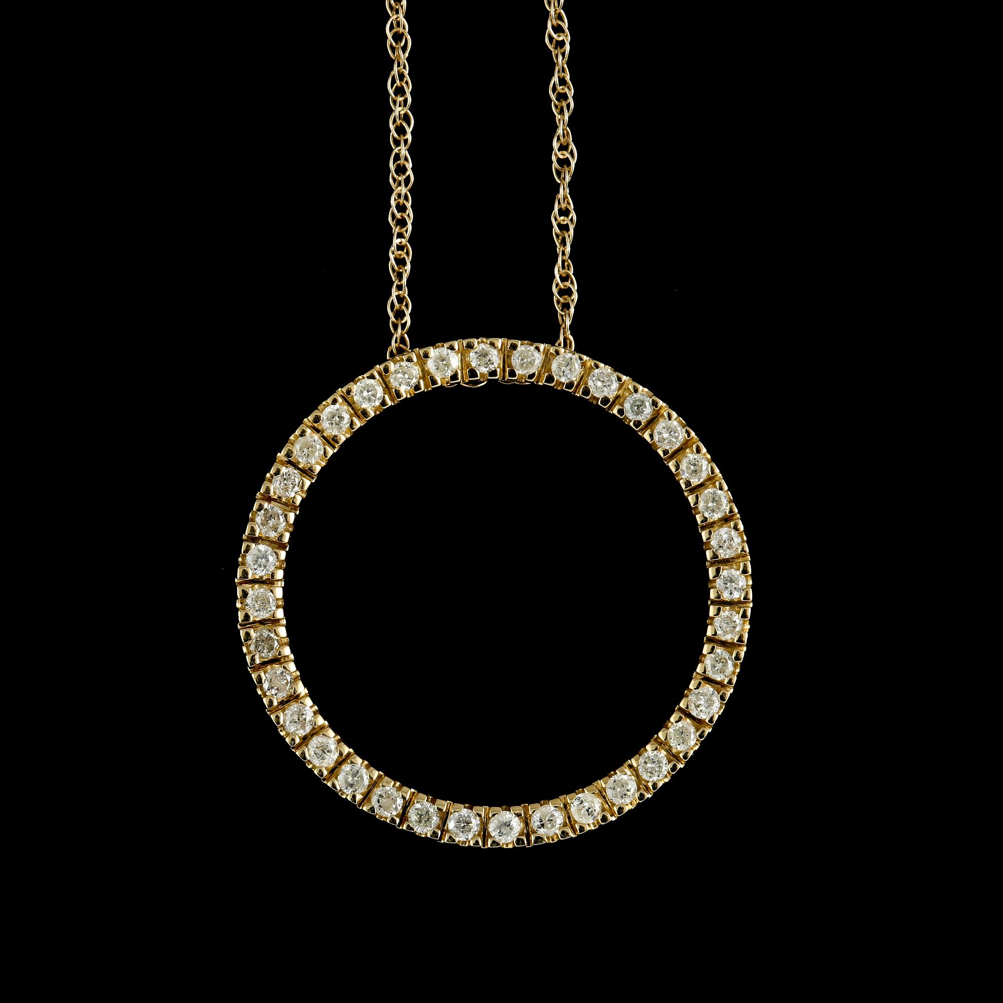 HÄNGE, 14K guld med briljantslipade diamanter, ca 0.70 ct. Vikt 2,7 g.