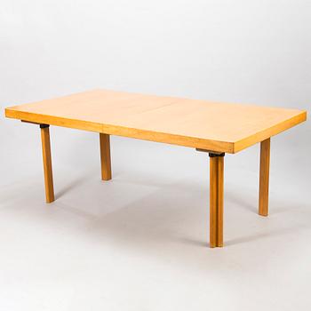 ALVAR AALTO, a mid 20th century 'H94' dinig table for Artek.