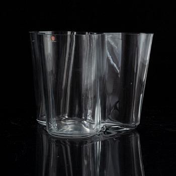 Alvar Aalto a "Savoy" mould blown glass vase, Iittala, Finland probably late 1960's.