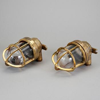 FARTYGSBELYSNING, 2 stycken, "Baker is", 1900-talets mitt.