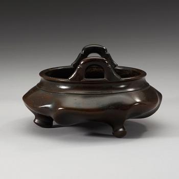 A bronze censer, Qing dynasty with Xuande six character mark.