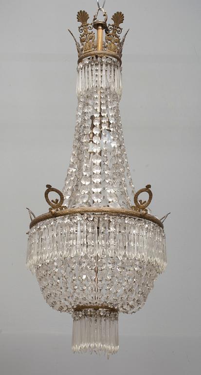 TAKKRONA, 1900-talets början. Höjd 112 cm.