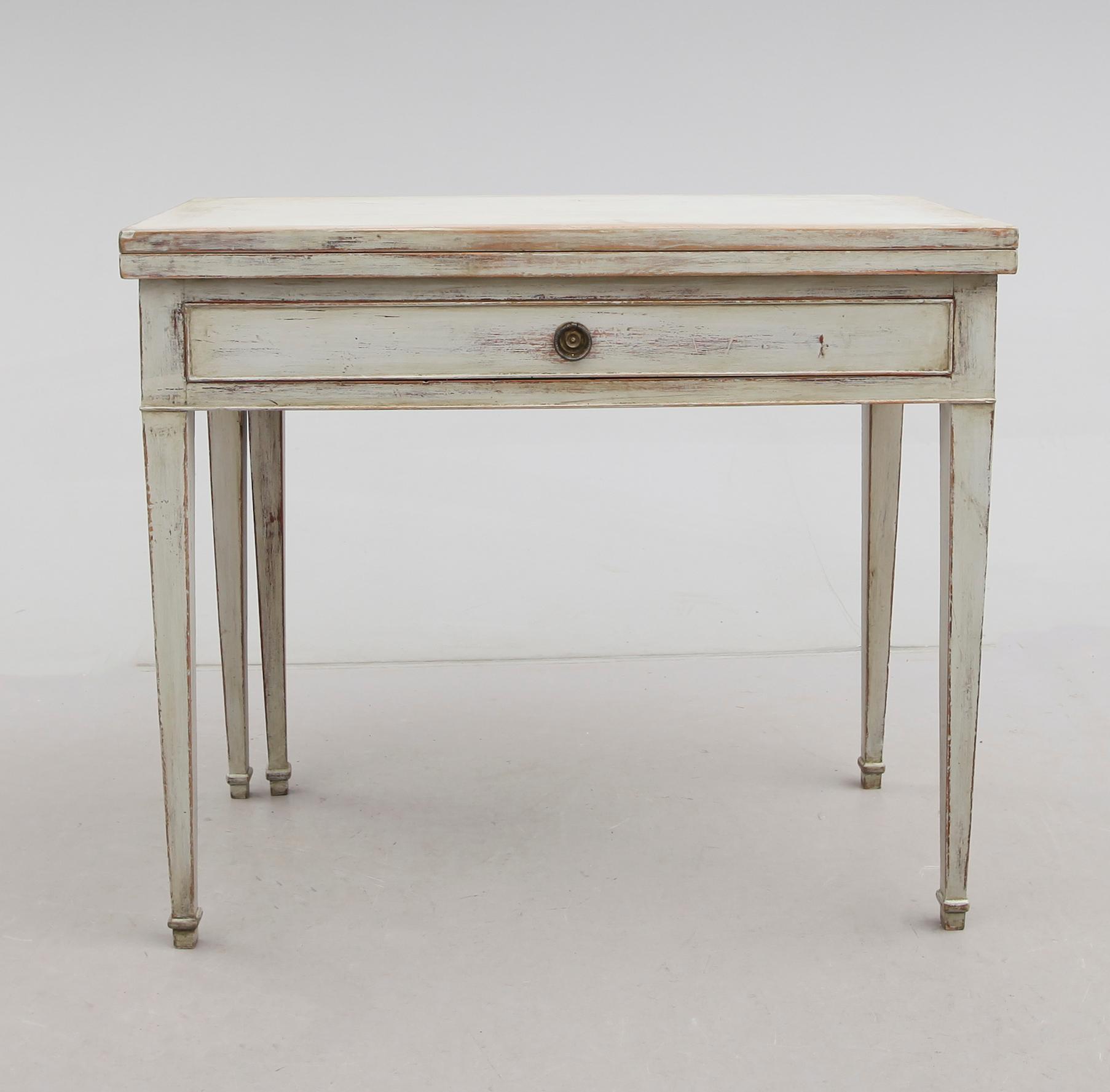 SPELBORD, sengustavianskt, omkring år 1800.