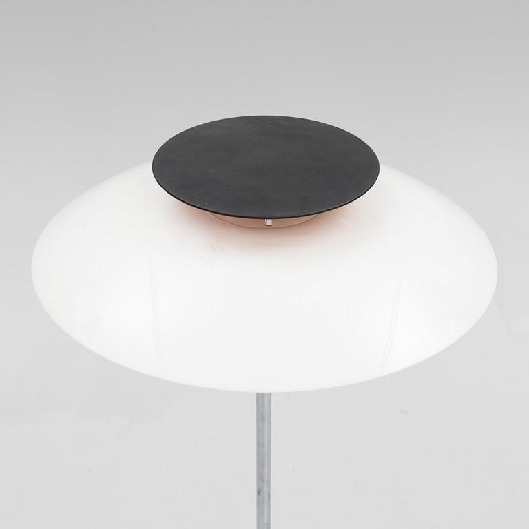 Poul Henningsen, floor lamp, "PH80", Louis Poulsen, Denmark.