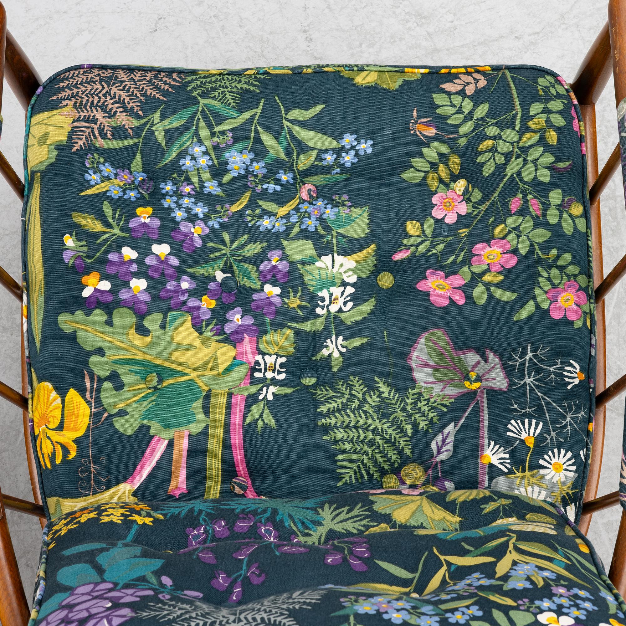 Kerstin Hörlin-Holmquist, armchairs a pair, "Skrindan", OPE-Möbler, second half of the 20th century.