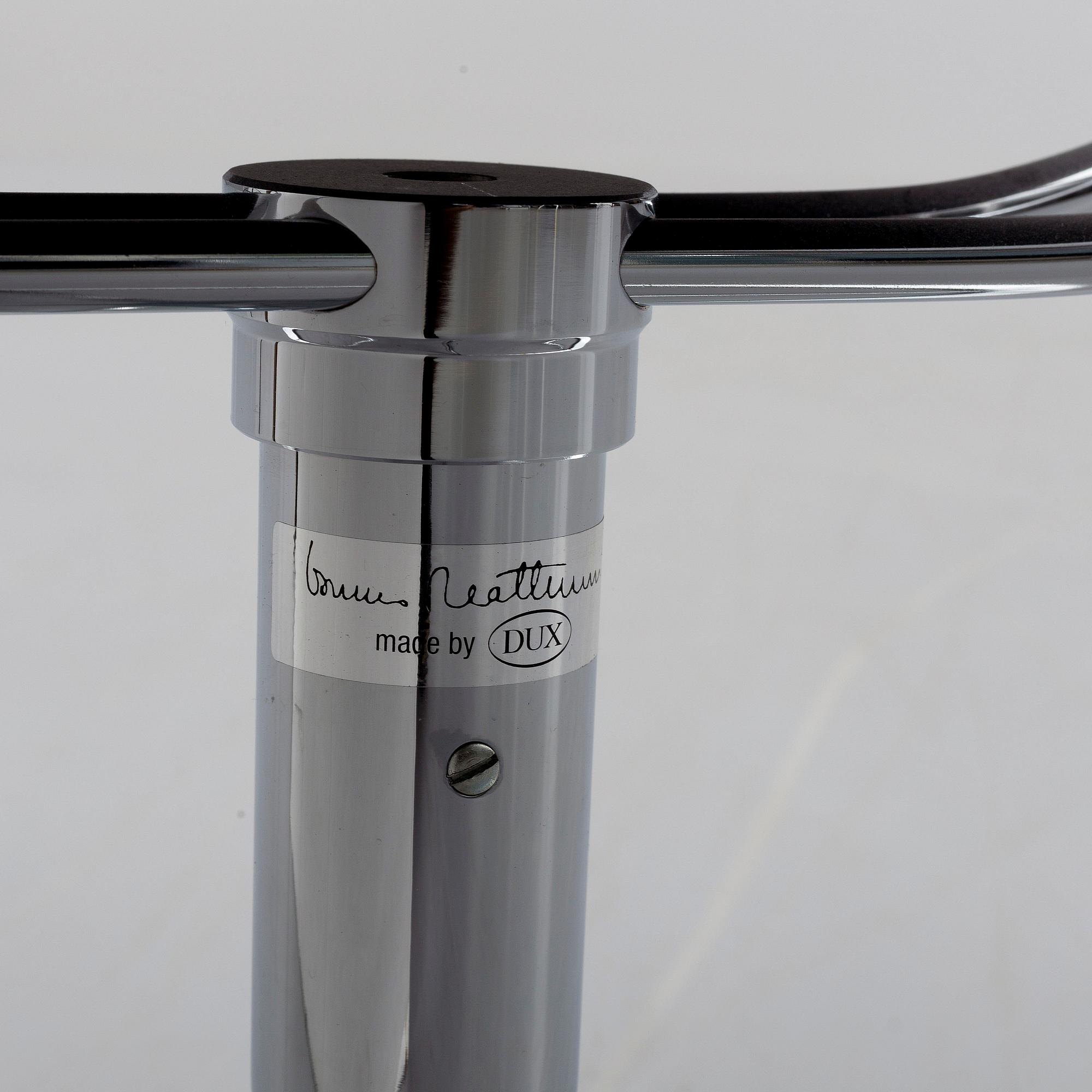 BRUNO MATHSSON, fåtölj med fotpall, "Jetson", DUX, 1900-talets andra hälft.