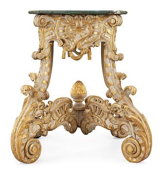 539. A Baroque 18th Century table.