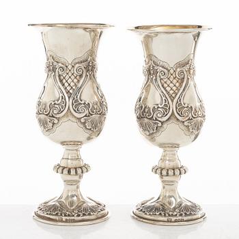 A par of  sterling silver goblets, Rococo style, 20th Century.