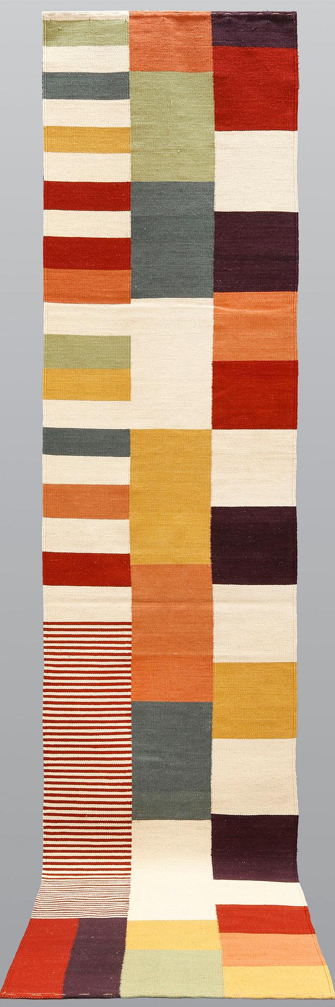 A Kilim runner, modern design, approx. 442 x 78 cm.