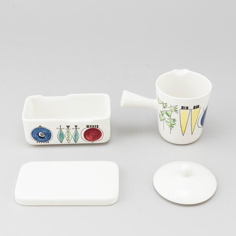 Four "Picknick" table ware items in earthenware, designed by Marianne Westman for Rörstrand, in production 1956-69.