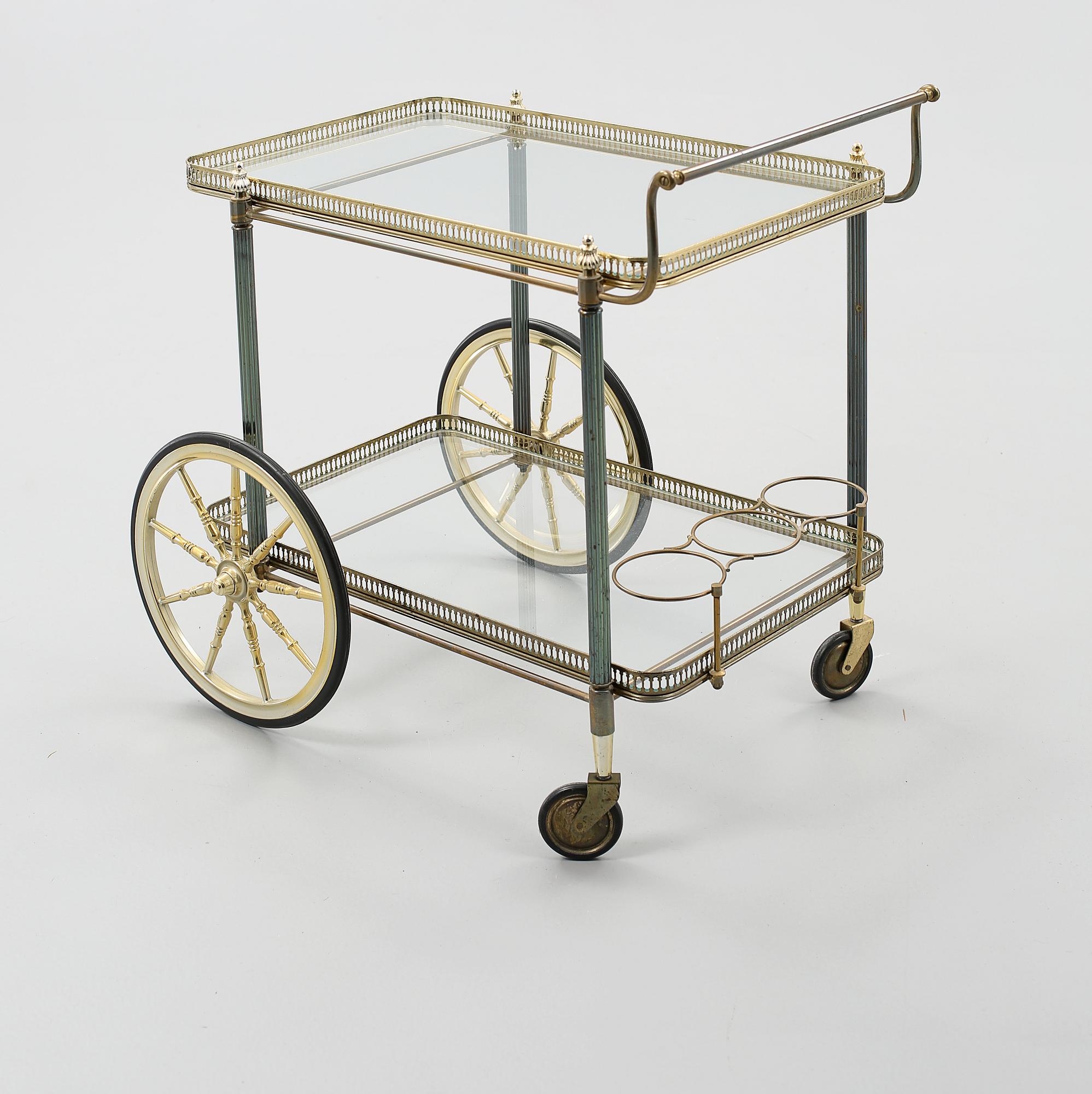SERVERINGSVAGN, 1900-talets andra hälft.