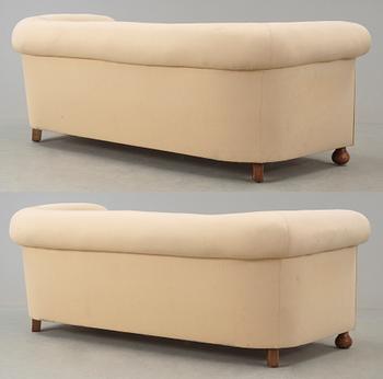 SOFFOR, ett par, modell 584, "Chesterfield, Josef Frank, Firma Svenskt Tenn.