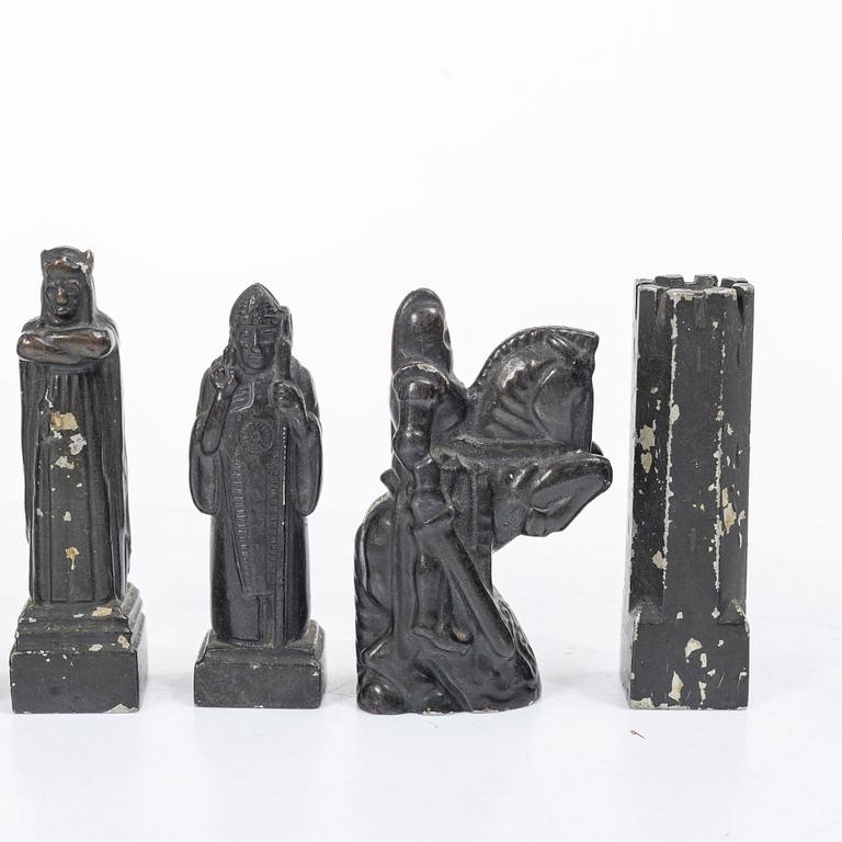 Tore Strindberg, Chess pieces, 32 pcs, Herman Bergmans Gjuteri, Stockholm.