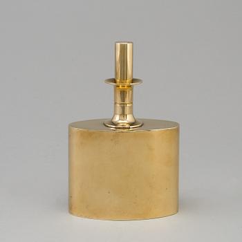 PIERRE FORSELL, A brass bottle designed by Pierre Forsell, Skultuna.