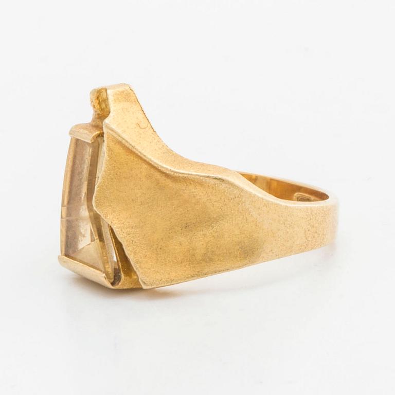 LAPPONIA RING, 18k guld w quartz, design Björn Weckström, Finland 1992.