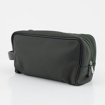 Louis Vuitton, necessär, "Parana Toiletry Bag 26" samt nyckelhållare.