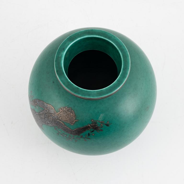 Wilhelm Kåge, a stoneware "Argenta" vase, Gustavsberg, 1943.