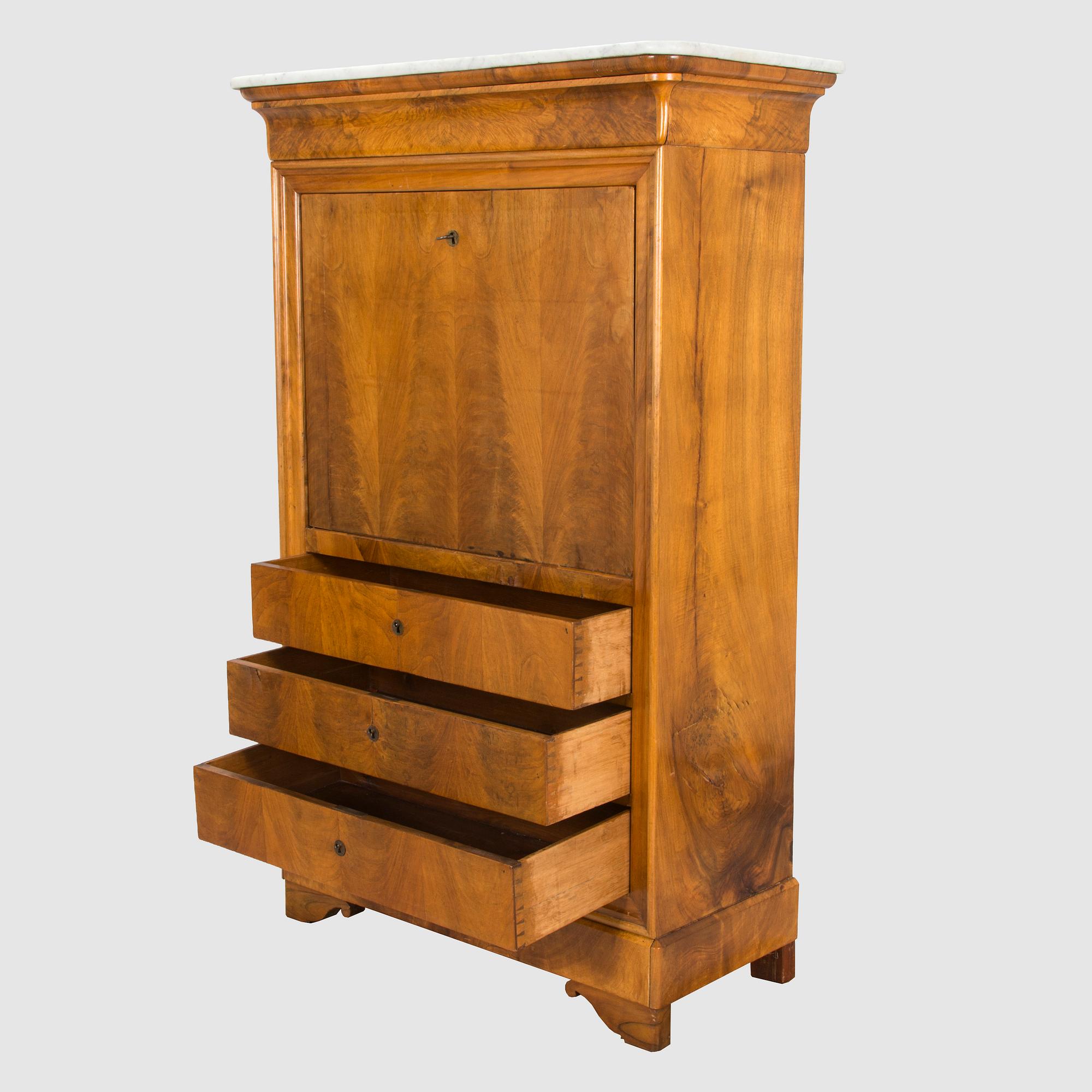 A late 19th century chiffonier.