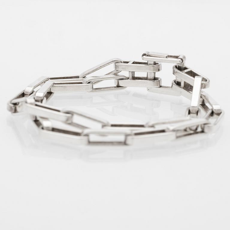 Karl-Ingemar and Cecilia Johansson, Silver bracelet, Gothenburg.