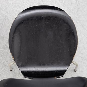 Arne Jacobsen, chairs, 4 pcs, "Ant", Fritz Hansen, Denmark, second half of the 20th century.