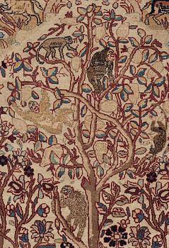 SEMI-ANTIQUE TEHERAN FIGURAL. 218,5 x 137,5 cm.