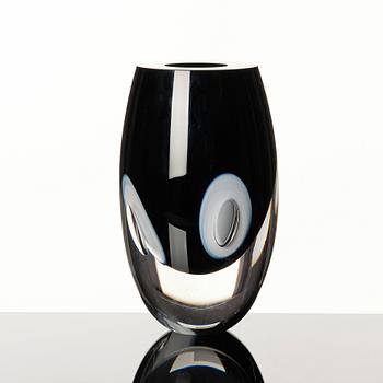 Timo Sarpaneva, a 'Claritas' glass vase, Iittala, Finland 1985.