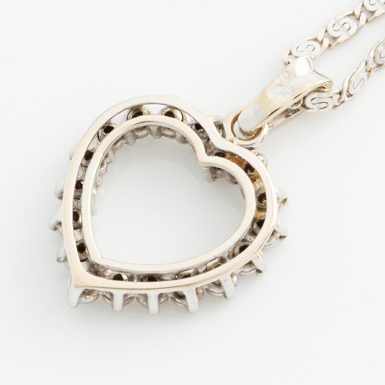 Heart-shaped necklace with octagon-cut diamonds.
