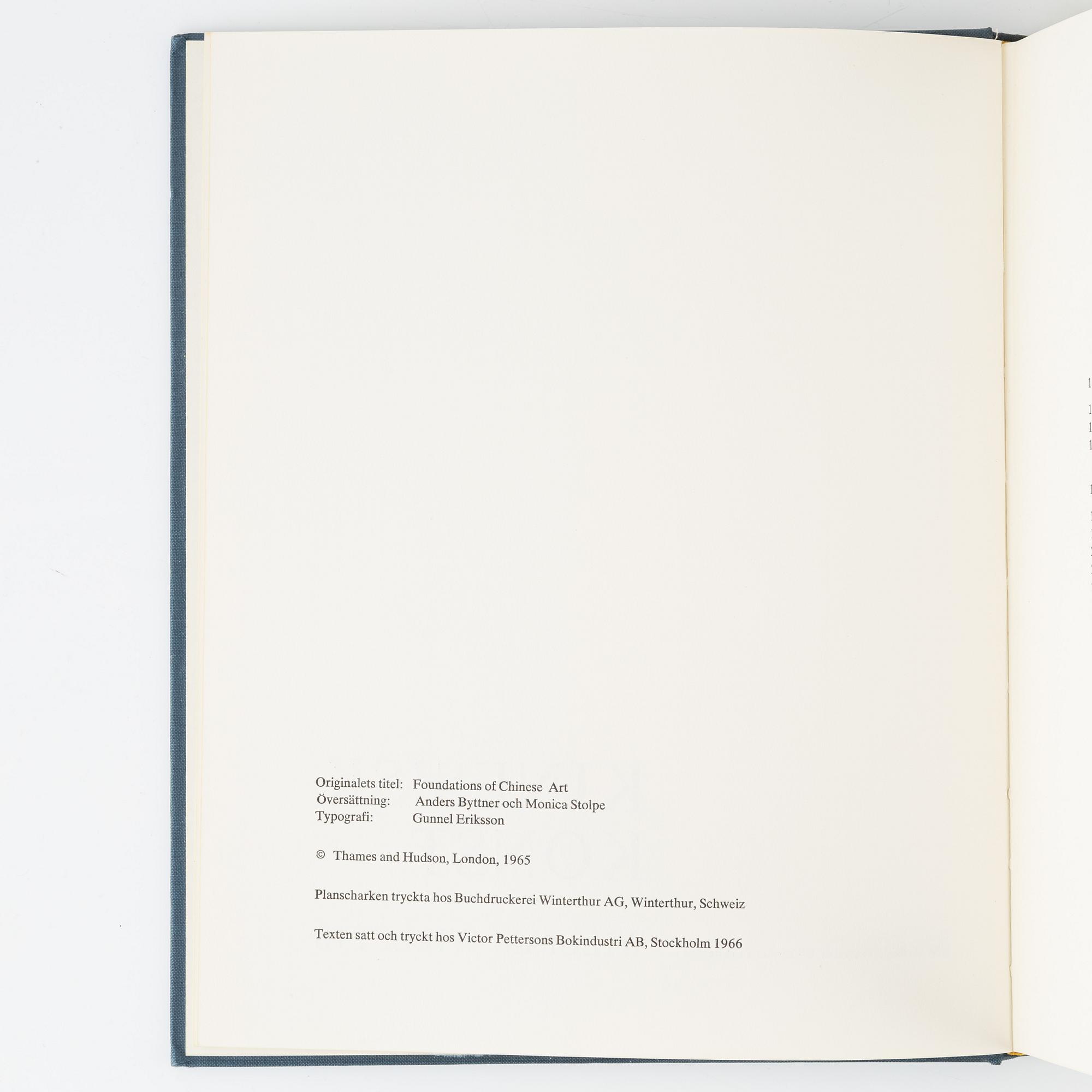Six book about Chinese porcelain and art.