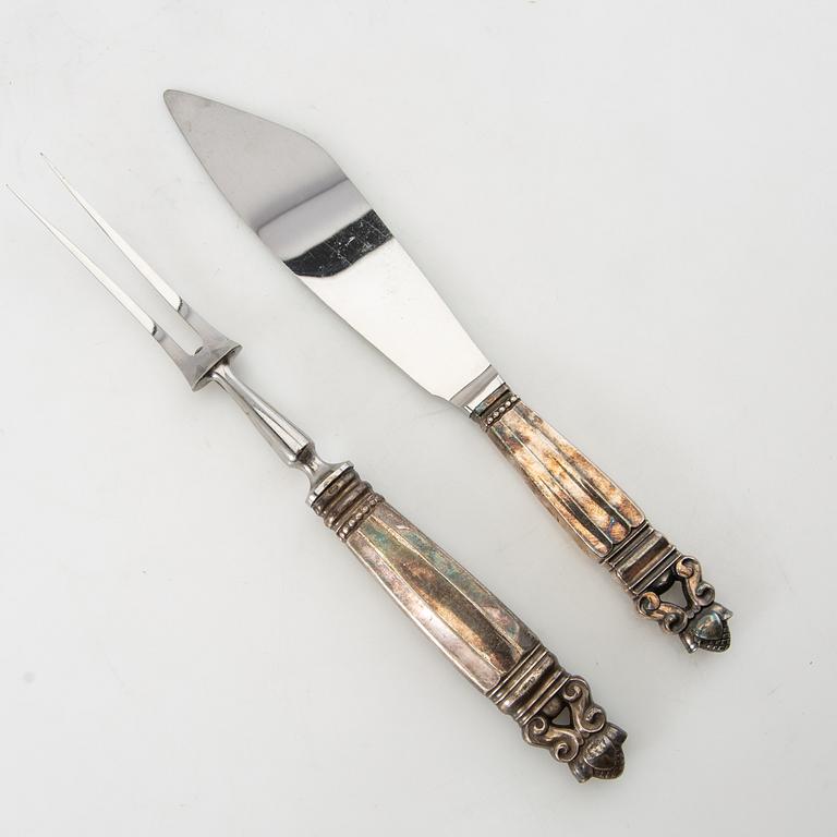 Johan Rohde, carving knives, a pair, sterling silver, "Konge/Acorn", Georg Jensen, Denmark, after 1945.