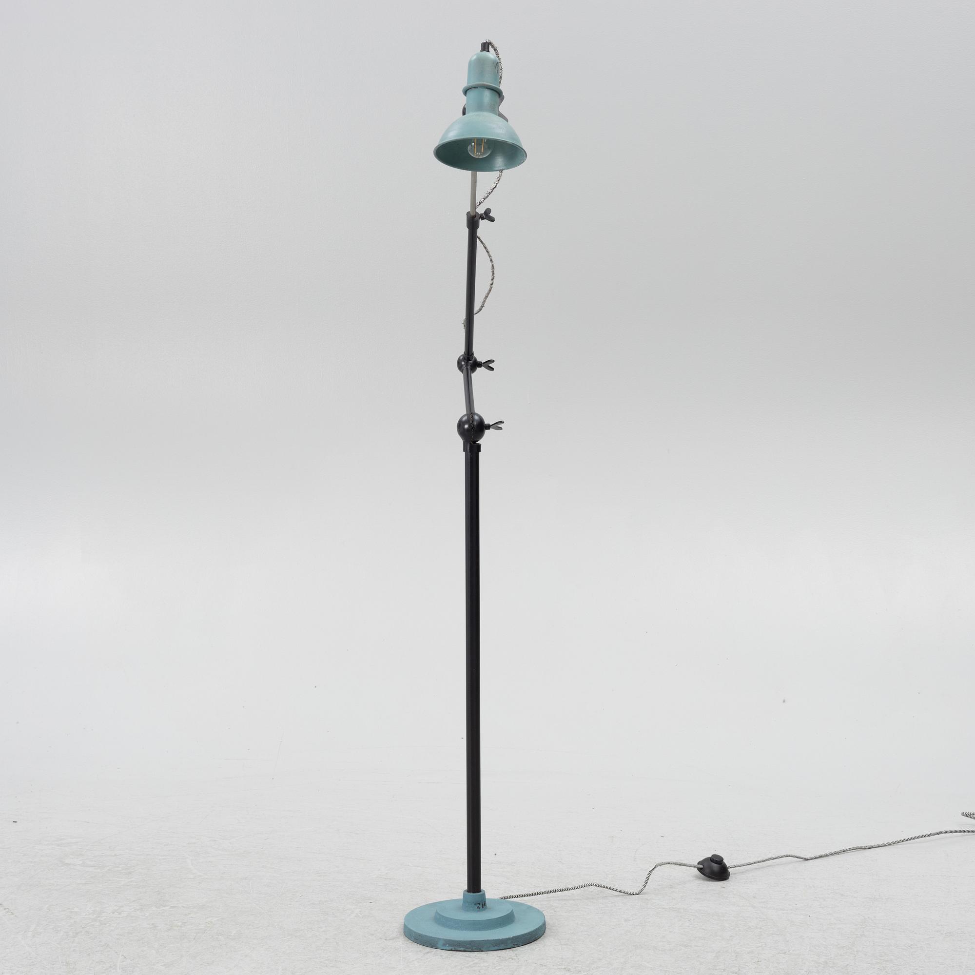 Golvlampa, industrimodell, 1900-tal.