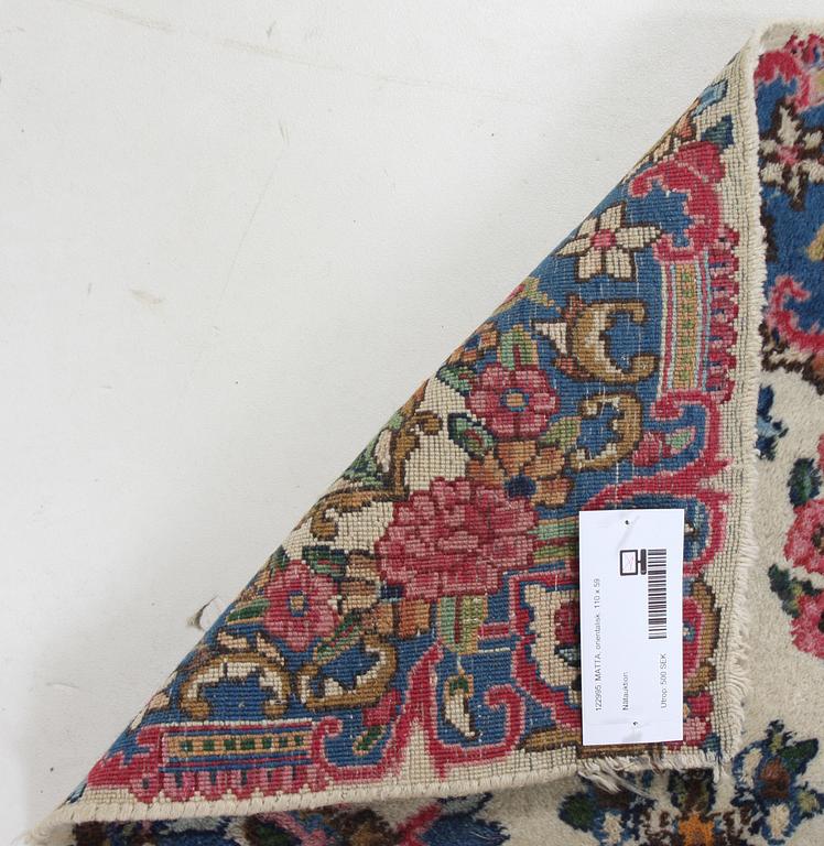 MATTA, orientalisk. 110 x 59.