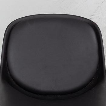 Chairs, 8 pcs, contemporary production.