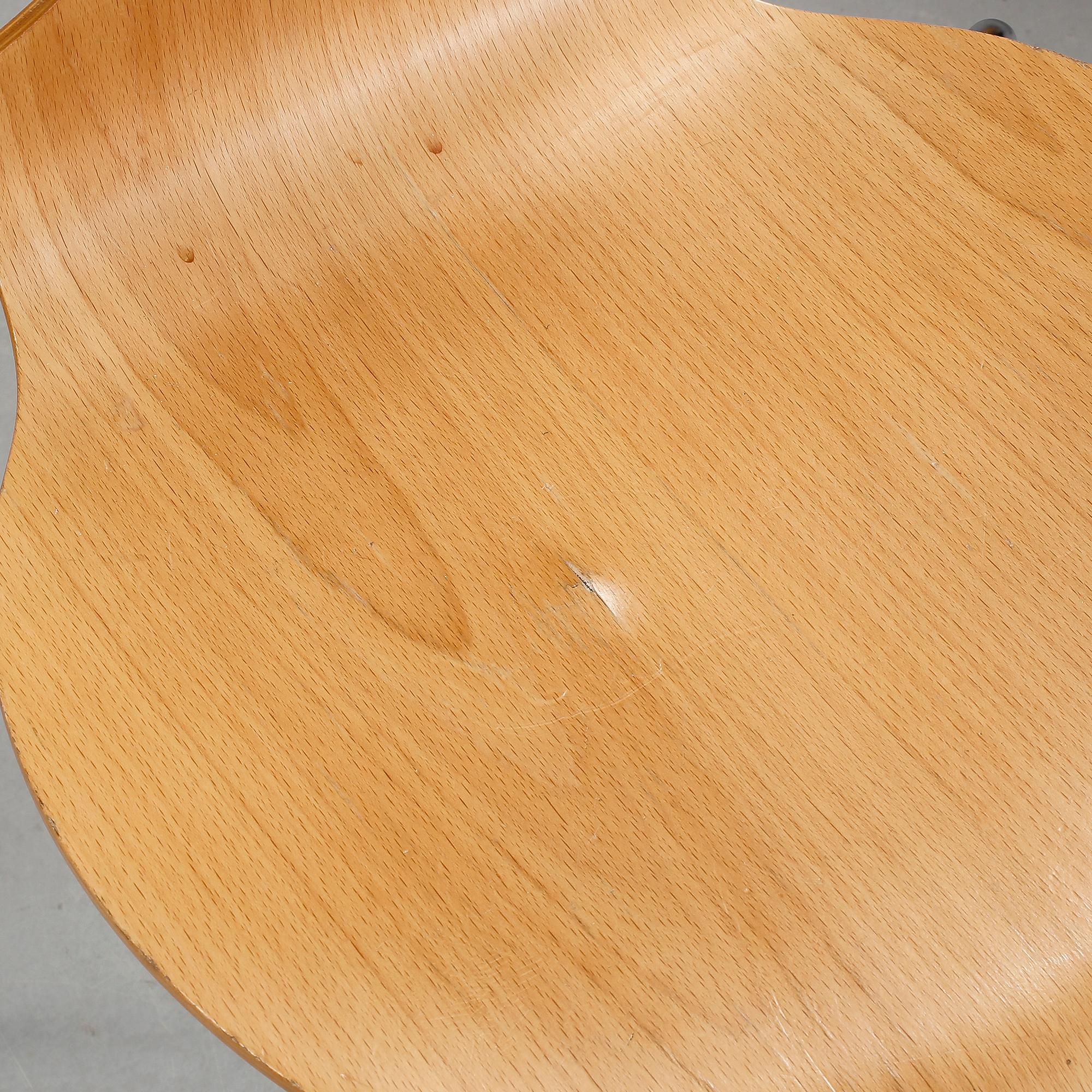 STOLAR, 6 stycken, "Myran", Arne Jacobsen, Fritz Hansen, 1900-talets fjärde kvartal.
