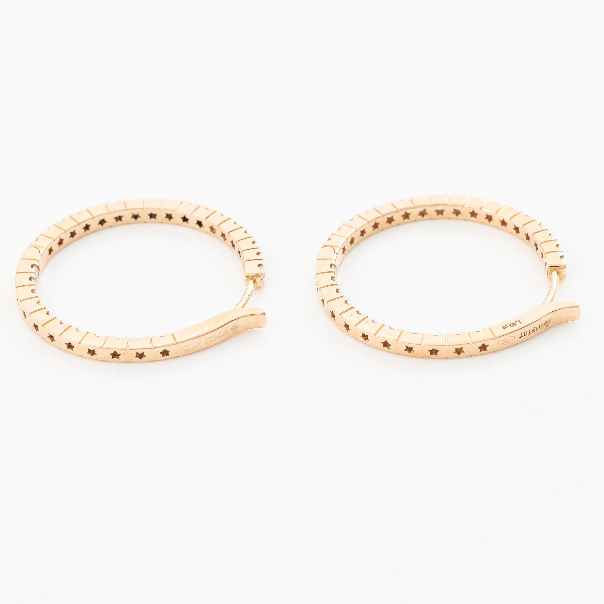 Örhängen 18K roséguld med briljantslipade diamanter.