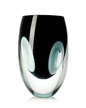 665. A Timo Sarpaneva 'Claritas' glass vase, Iittala, Finland 1988.