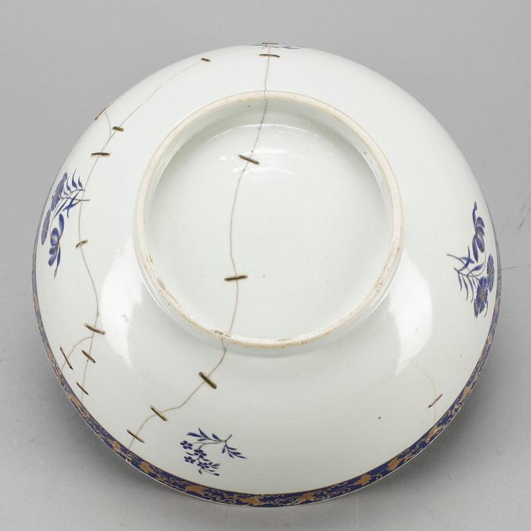 BÅLSKÅL, kompaniporslin, Qing dynastin, Jiaqing, (1796-1820).