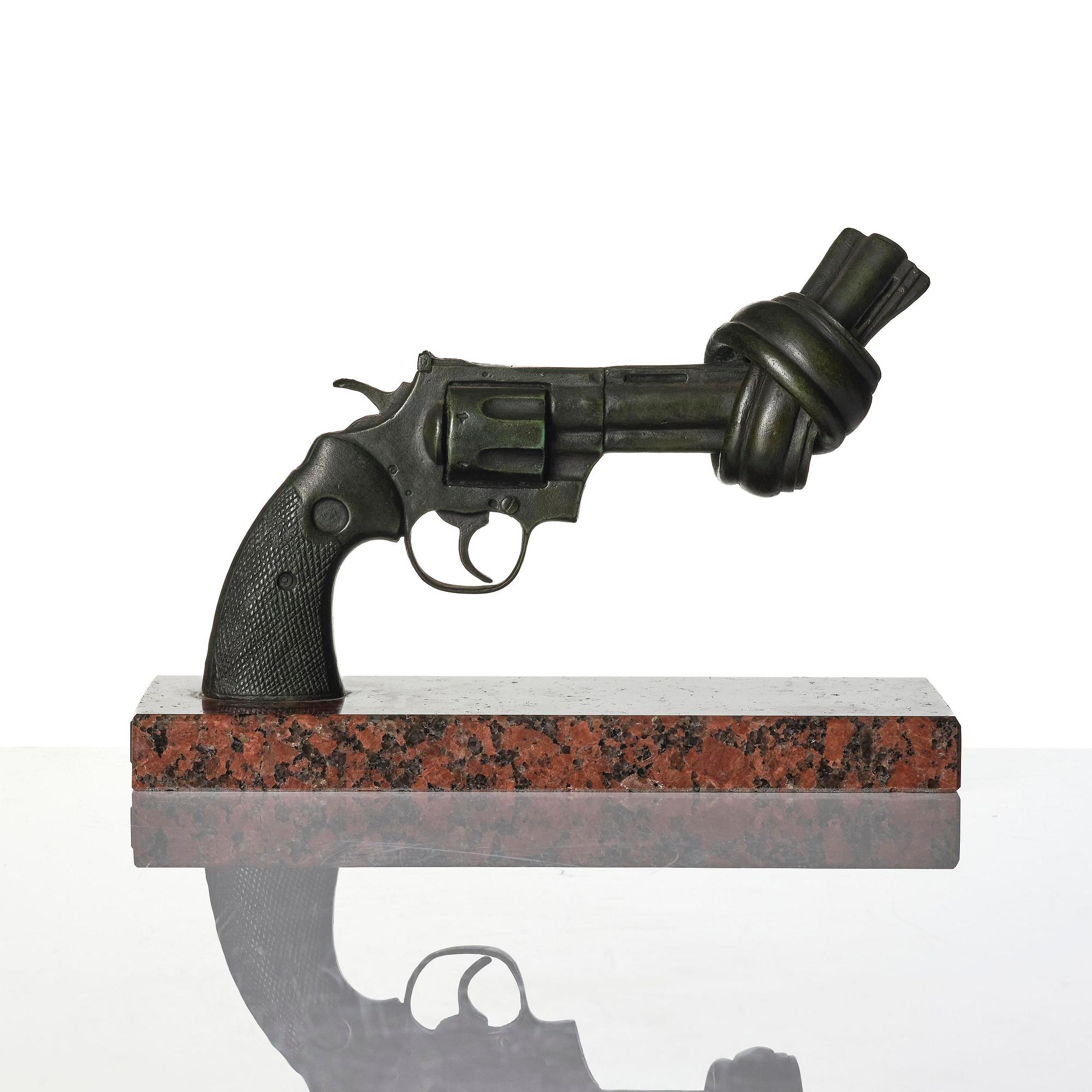 Carl Fredrik Reuterswärd, "Non-Violence".