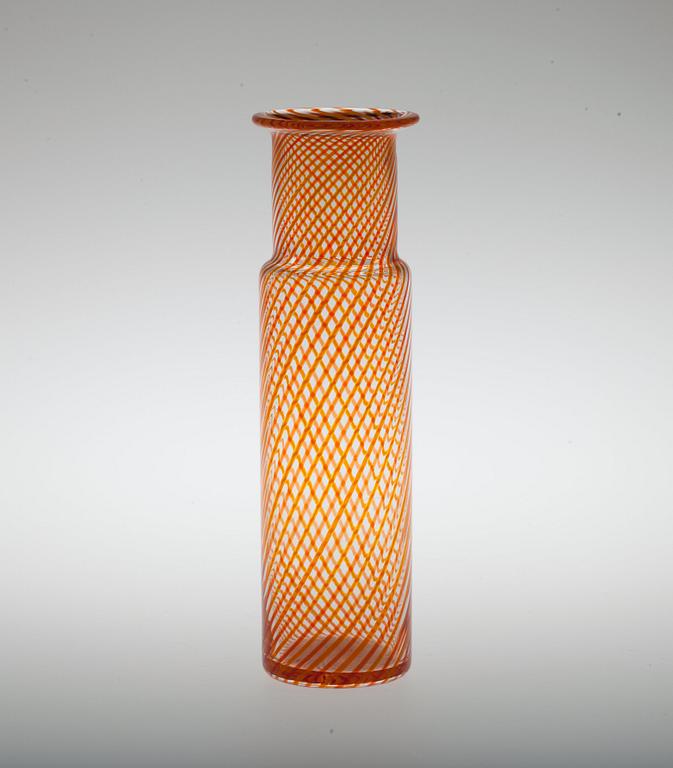 Kerttu Nurminen, A VASE.