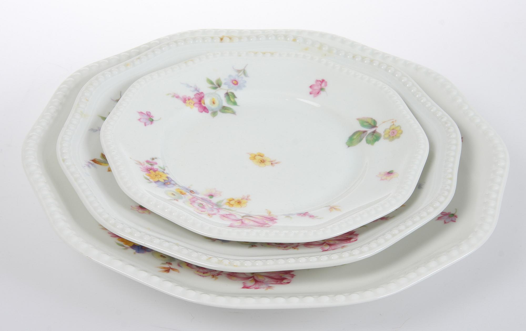 MATSERVISDELAR, 57 delar, porslin, Bavaria, Rosenthal.