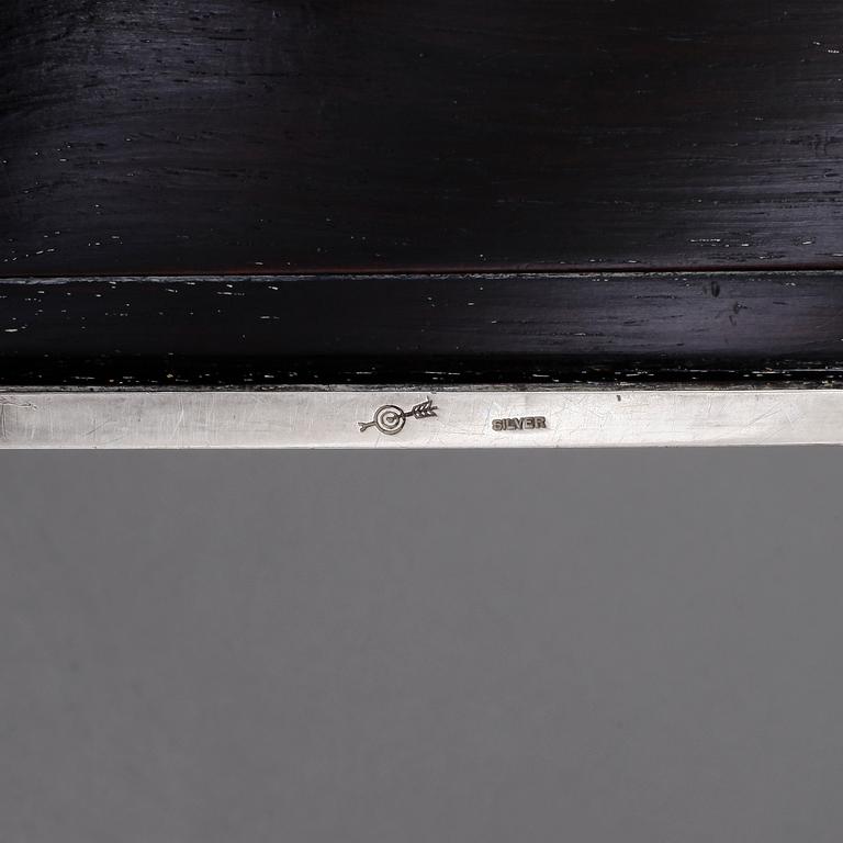 CIGARETTSKRIN, 2 st, silver, bla Japan, 1900-tal.