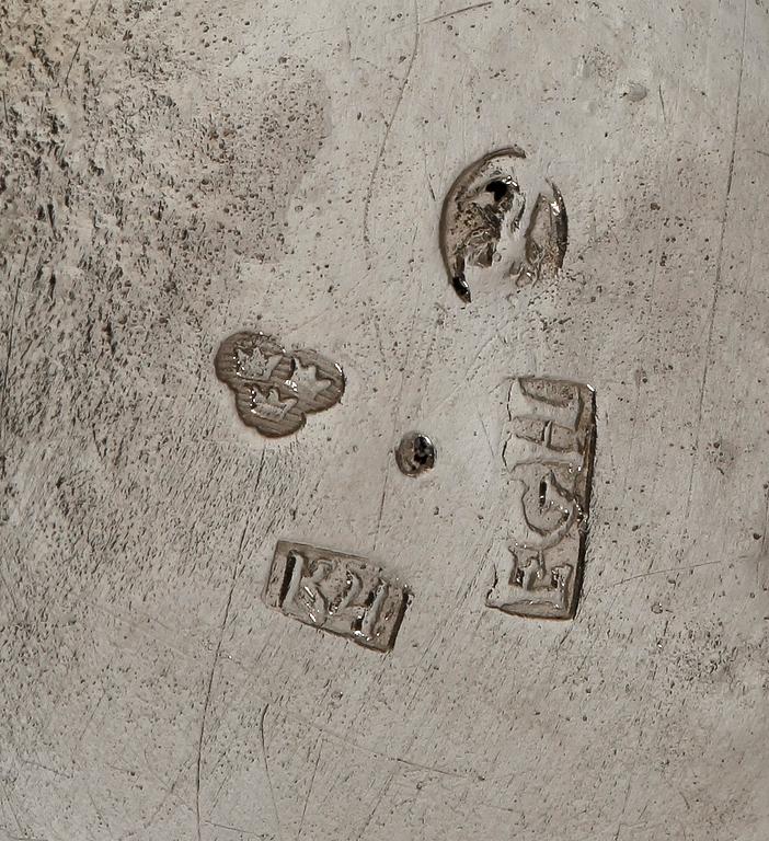 GRÄDDKANNOR, 2 st, silver, empire, bla Johan Fredrik Masman, Stockholm 1815. Totalvikt ca 180 gram.