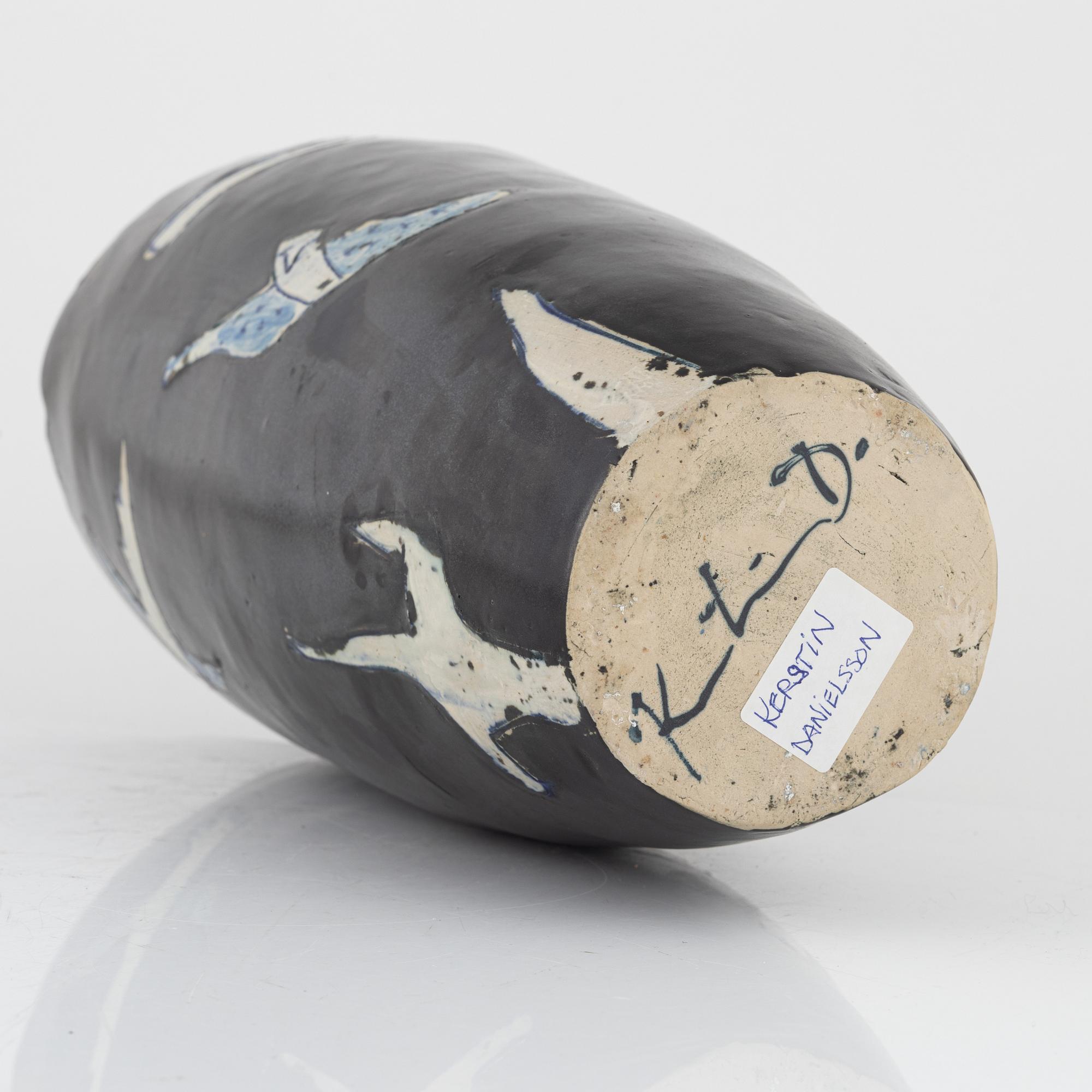 Kerstin Danielsson, vas, egen verkstad, Örby.