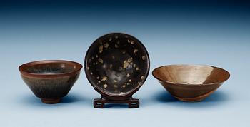 1642. Three bowls, temmoku, a brown glazed and a brown-spotted glazed, Song dynasty (960-1279).