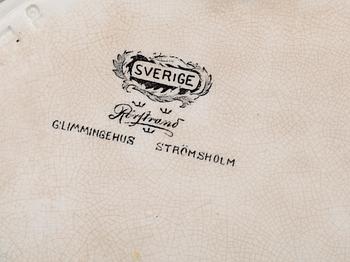 TERRIN med lock, porslin, "Glimmingehus, Strömsholm", Rörstrand, sekelskiftet 1900.
