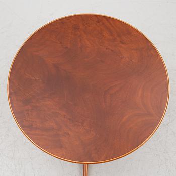 Josef Frank, sidobord, modell B 607, Firma Svenskt Tenn, ca 1992.