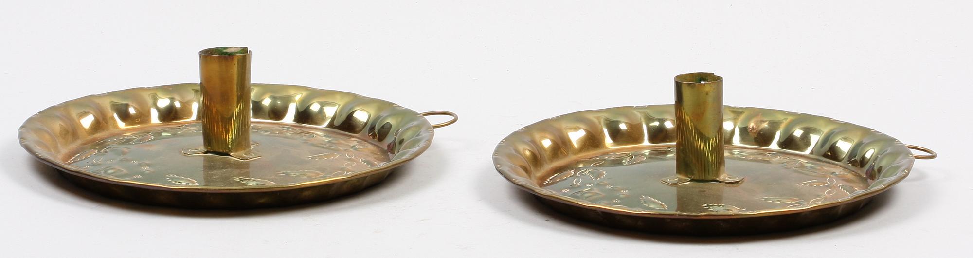 LJUSSTAKAR, ett par, mässing, barockstil, 1900-talets första hälft.