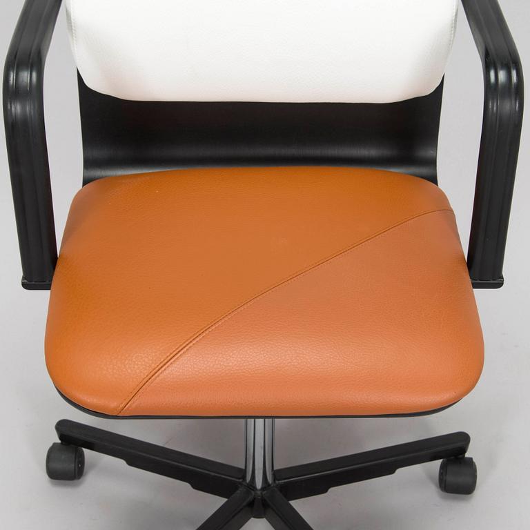 Yrjö Kukkapuro, tuoli, "Sirkus", Avarte Oy, 1983.